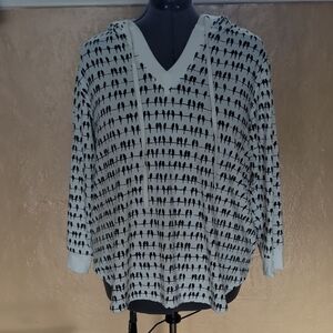 Black and White Patterned Hoodie 1X